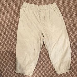 Dress Barn Light Weight Capris